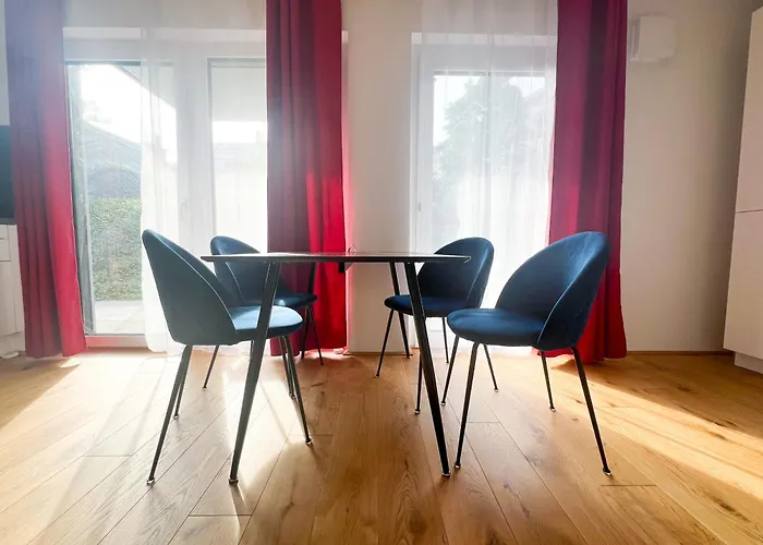Grosszuegige Mit Terrasse Vídeň
